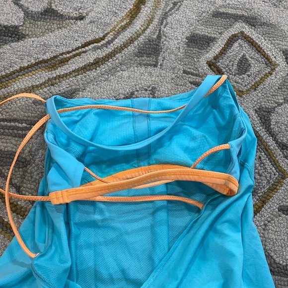 💕 Lululemon turquoise orange work out tank sz Small 💕 - Picture 6 of 7